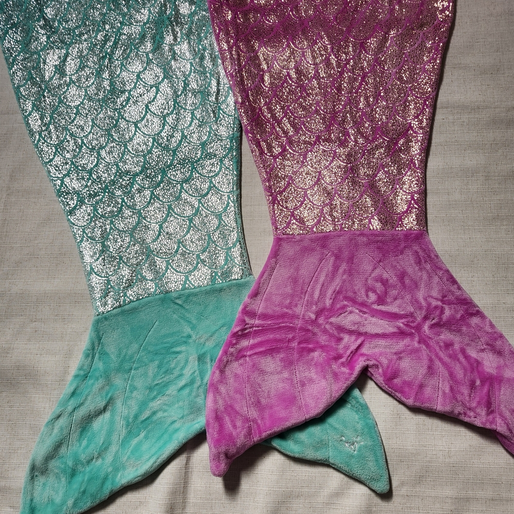 Justice Mermaid Tail Plush Blanket Set - Teal and Pink
